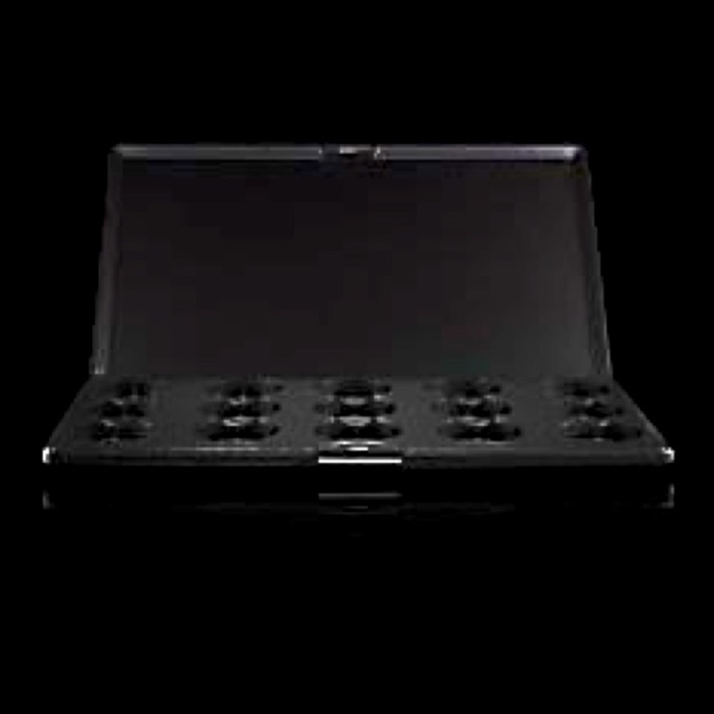 MAC PRO PALETTE EYE SHADOW / CONCEALER X 15